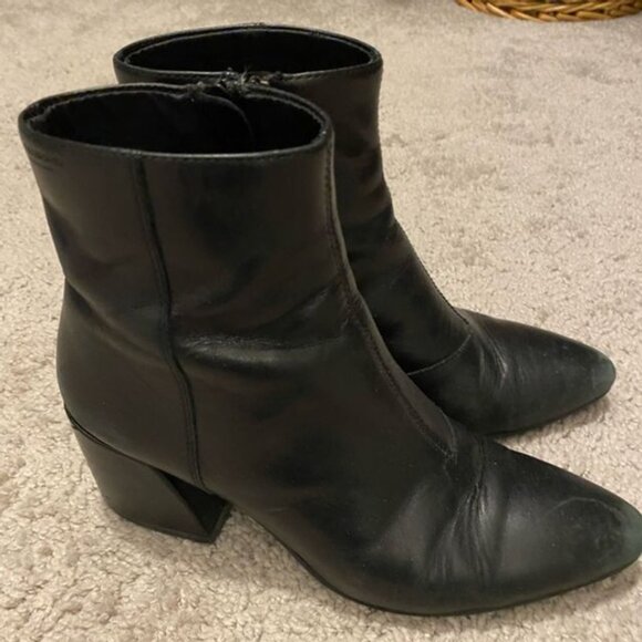 Vagabond Black Leather Booties - Picture 4 of 4